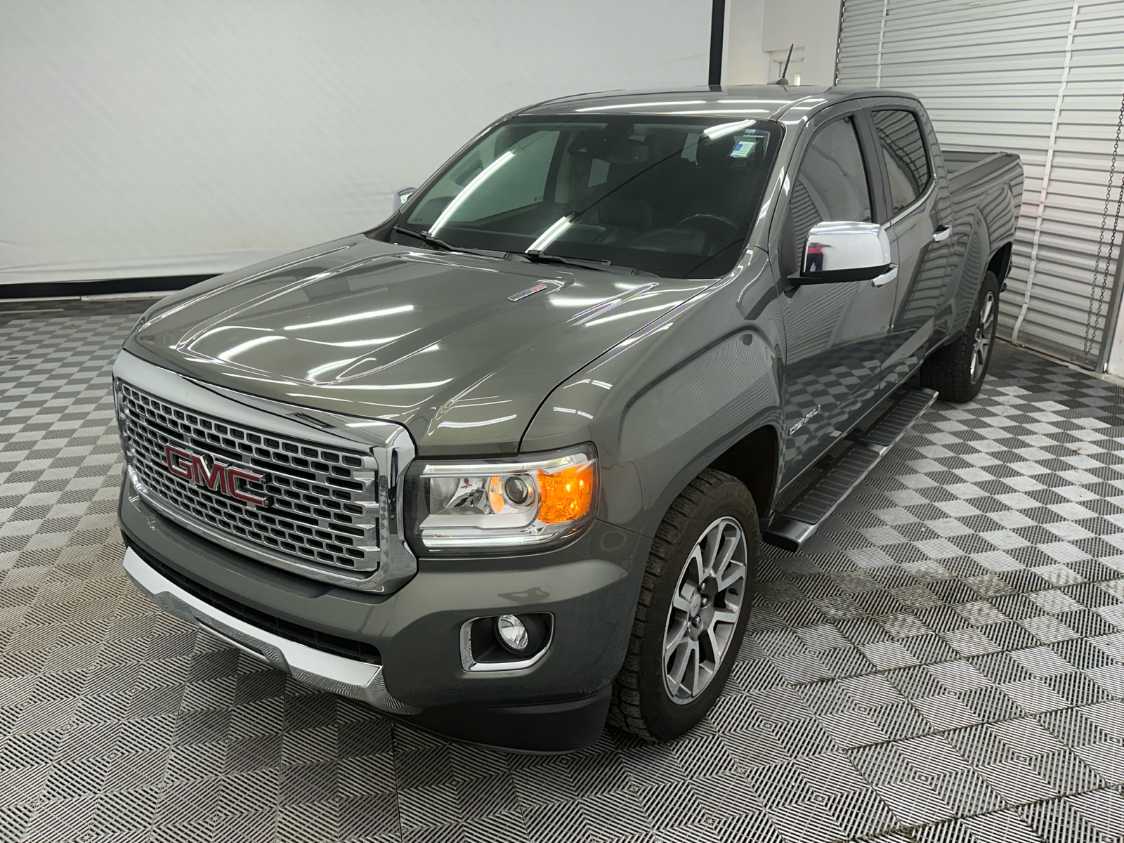 2018 GMC Canyon Denali 1