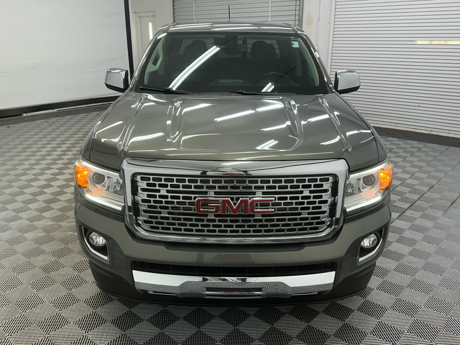 2018 GMC Canyon Denali 8