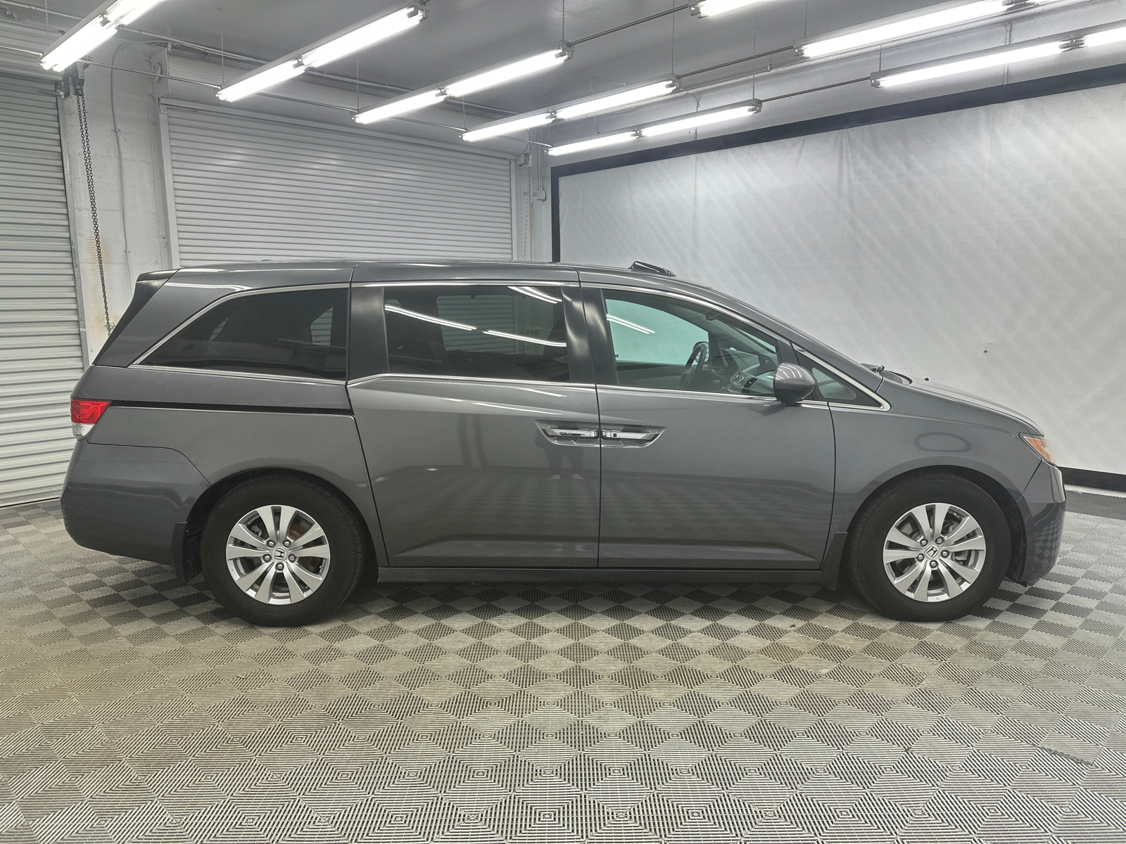 2016 Honda Odyssey EX-L 6