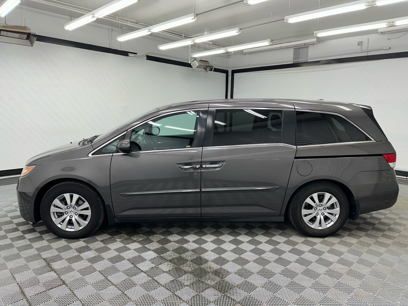 2015 Honda Odyssey EX-L 2