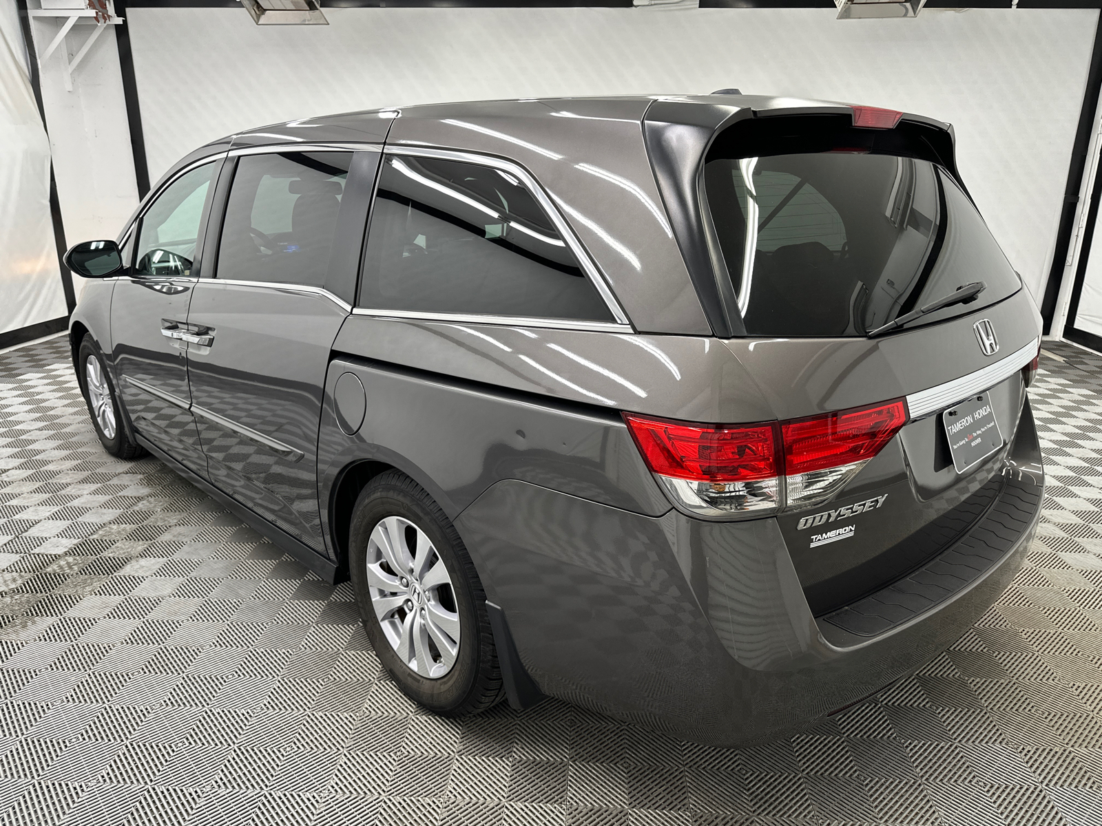 2015 Honda Odyssey EX-L 3