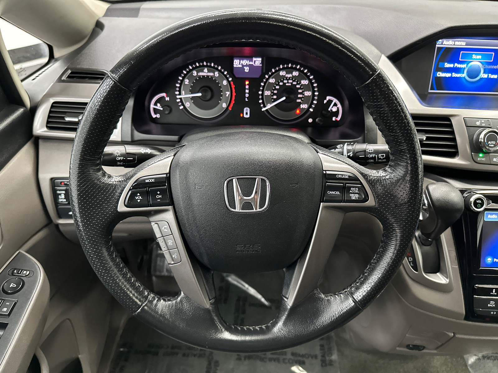 2015 Honda Odyssey EX-L 28