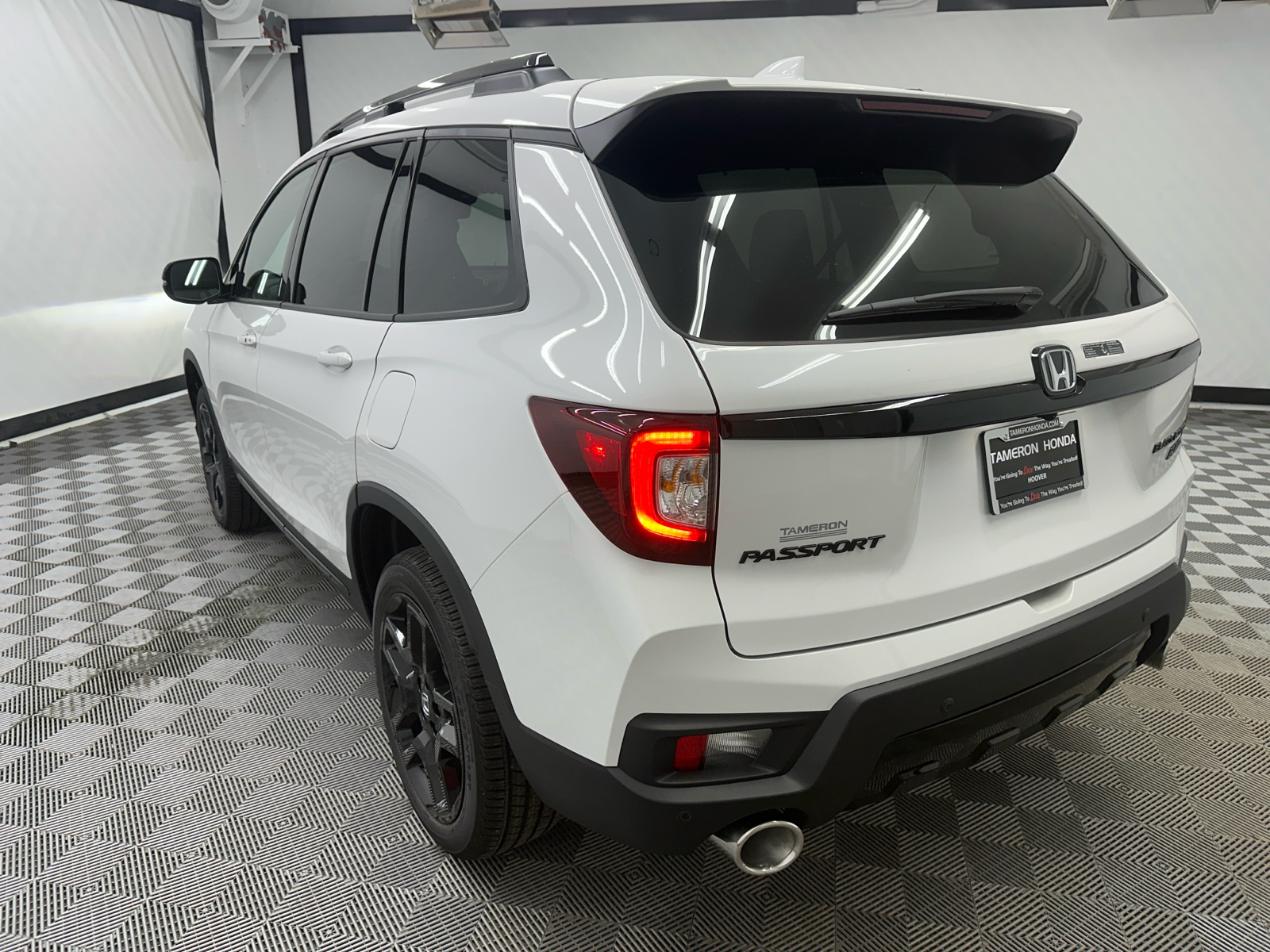 2025 Honda Passport Black Edition 3