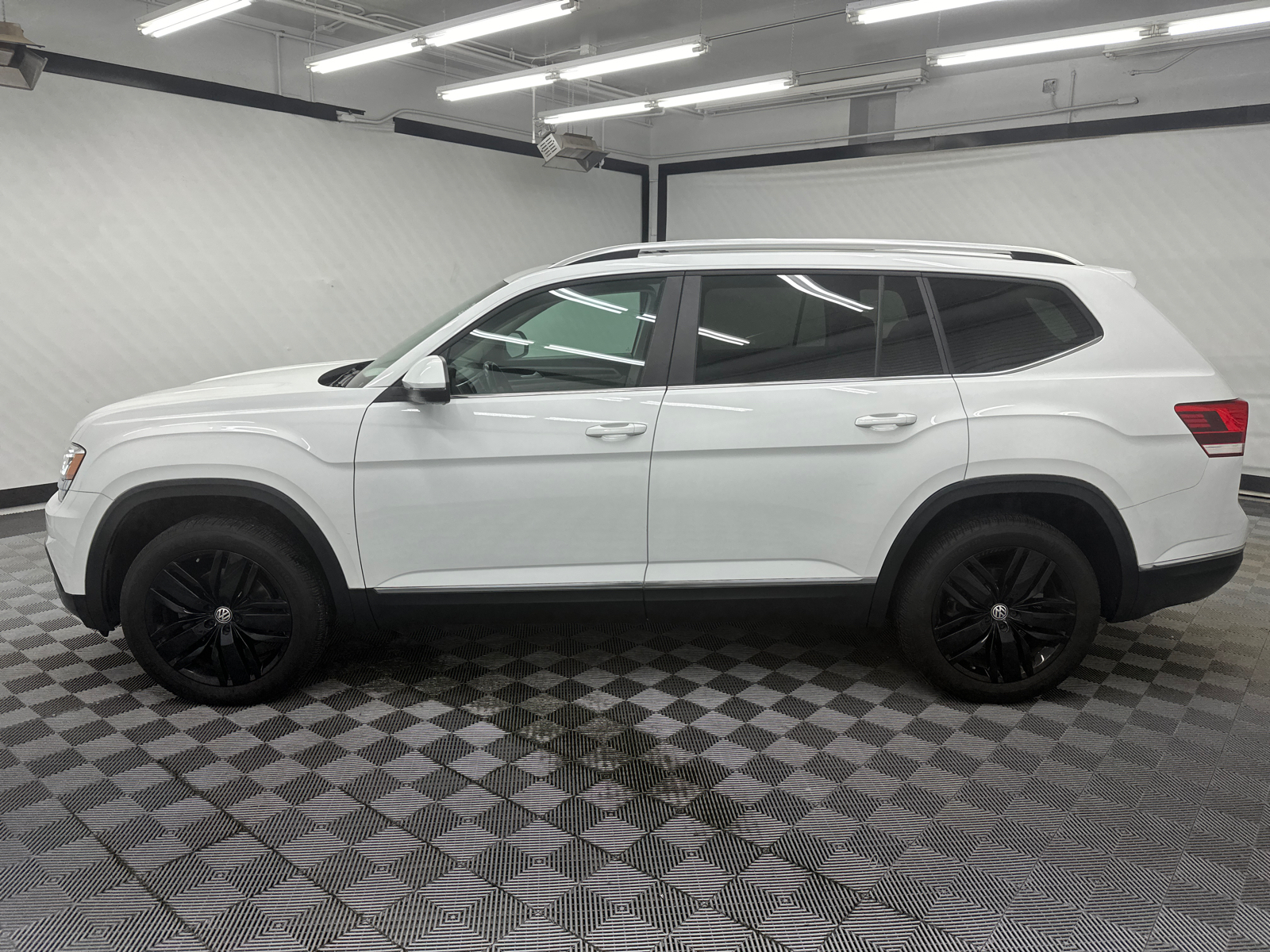 2018 Volkswagen Atlas SEL 2