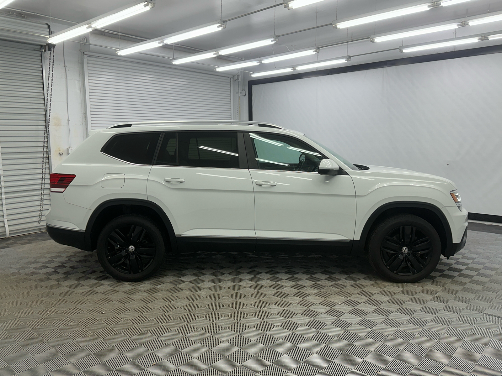 2018 Volkswagen Atlas SEL 6