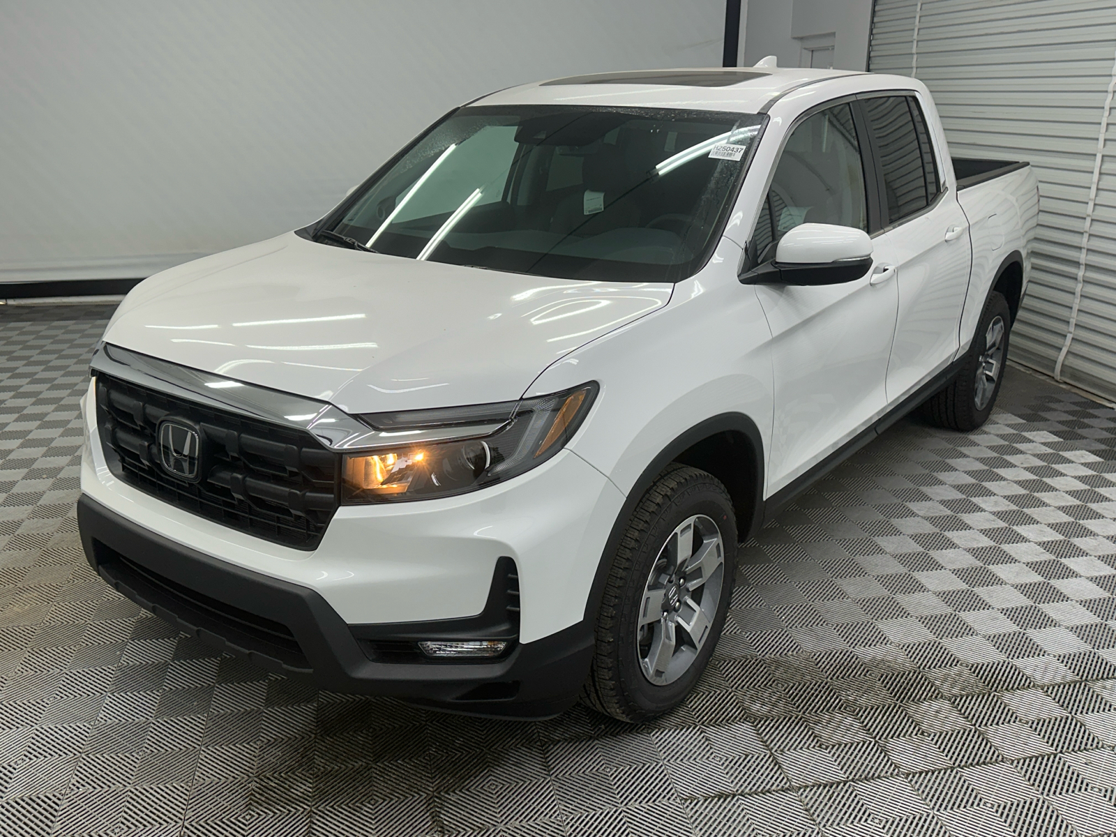 2025 Honda Ridgeline RTL 1