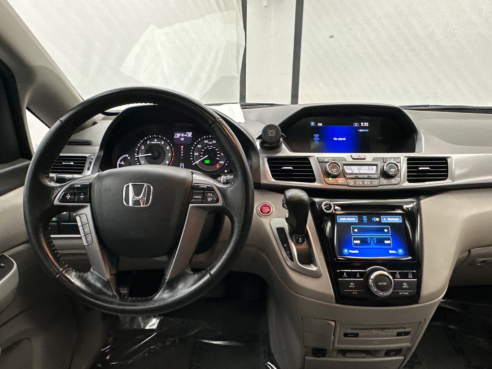 2014 Honda Odyssey EX-L 27