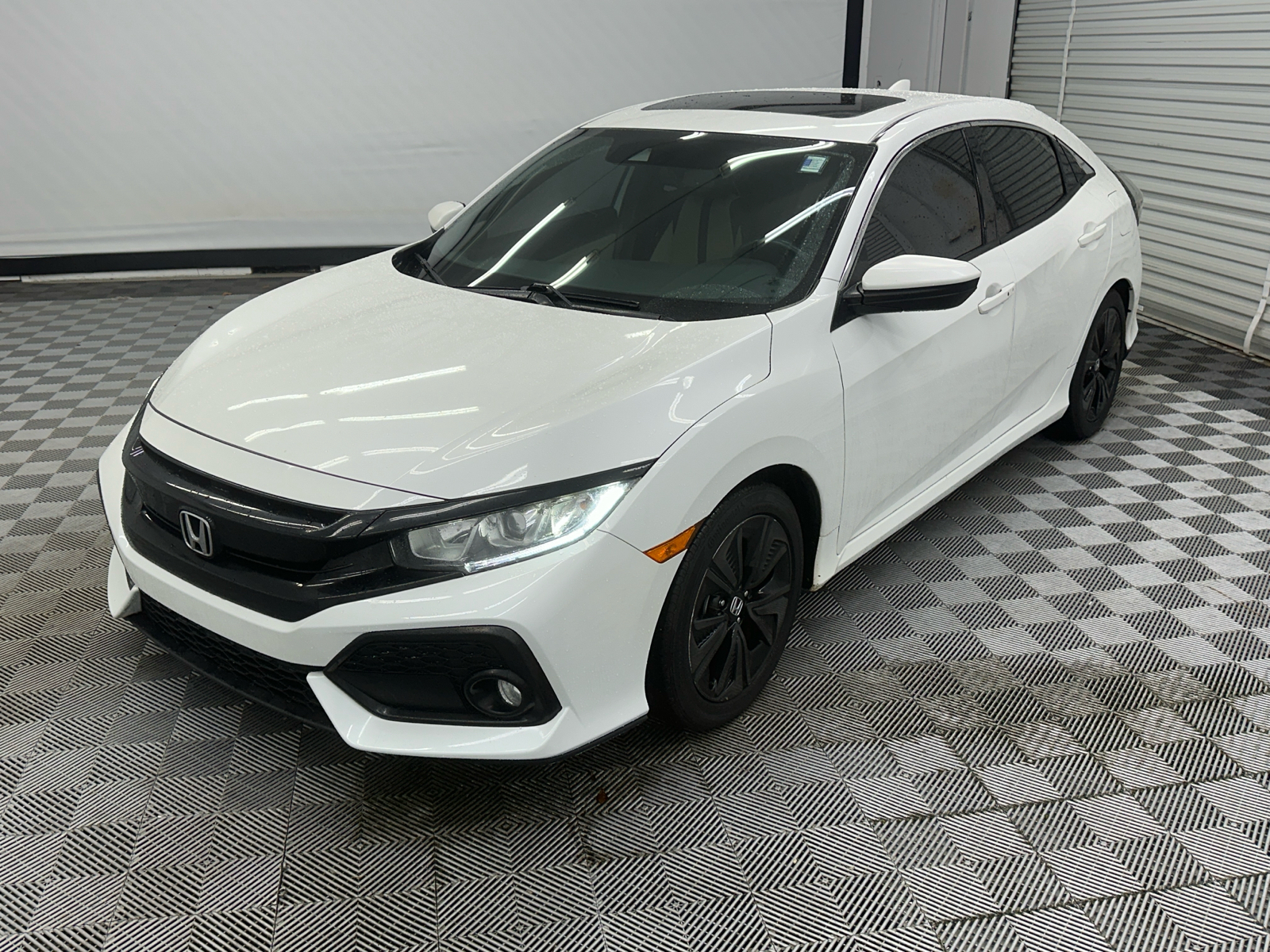 2018 Honda Civic EX-L 1