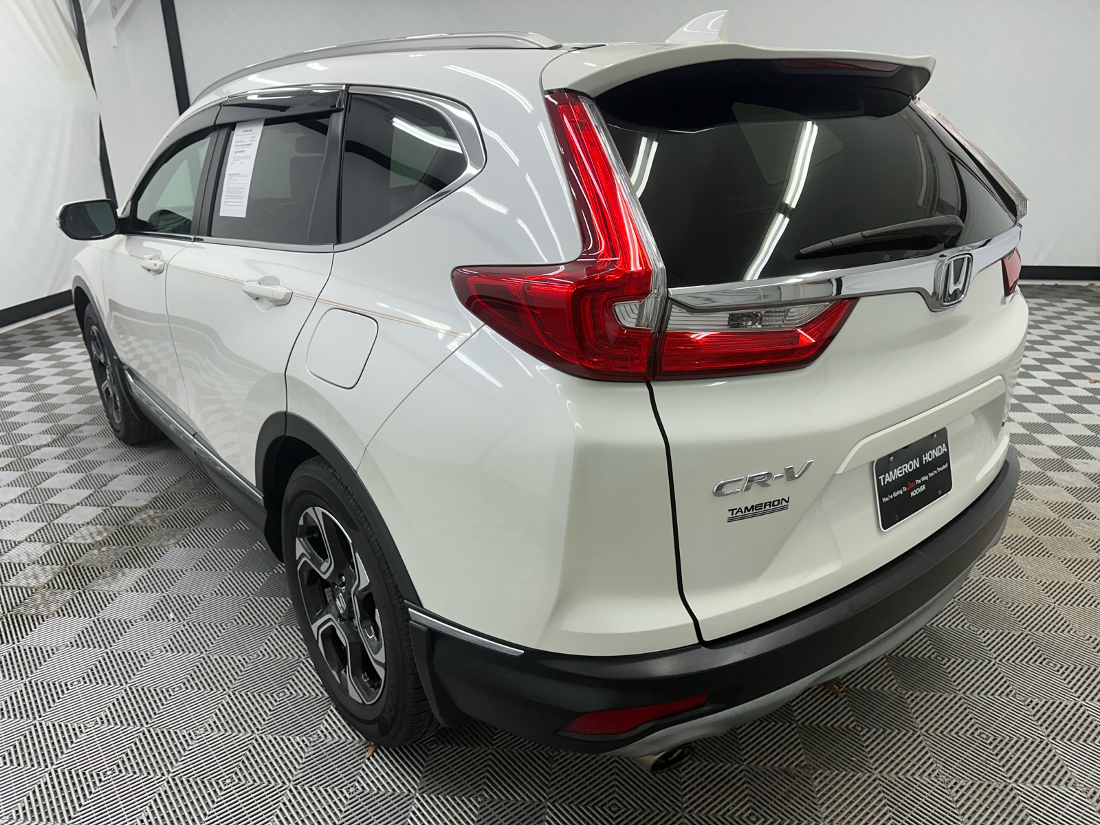 2017 Honda CR-V Touring 3