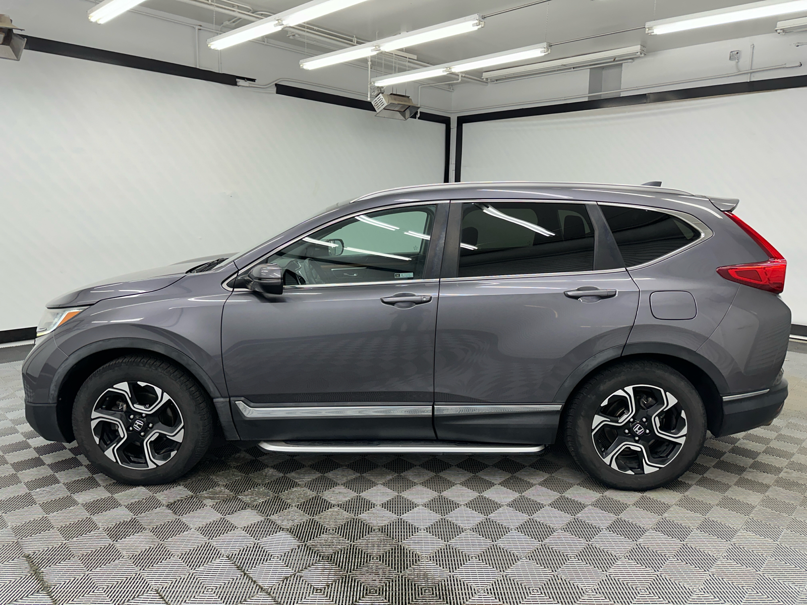 2018 Honda CR-V Touring 2