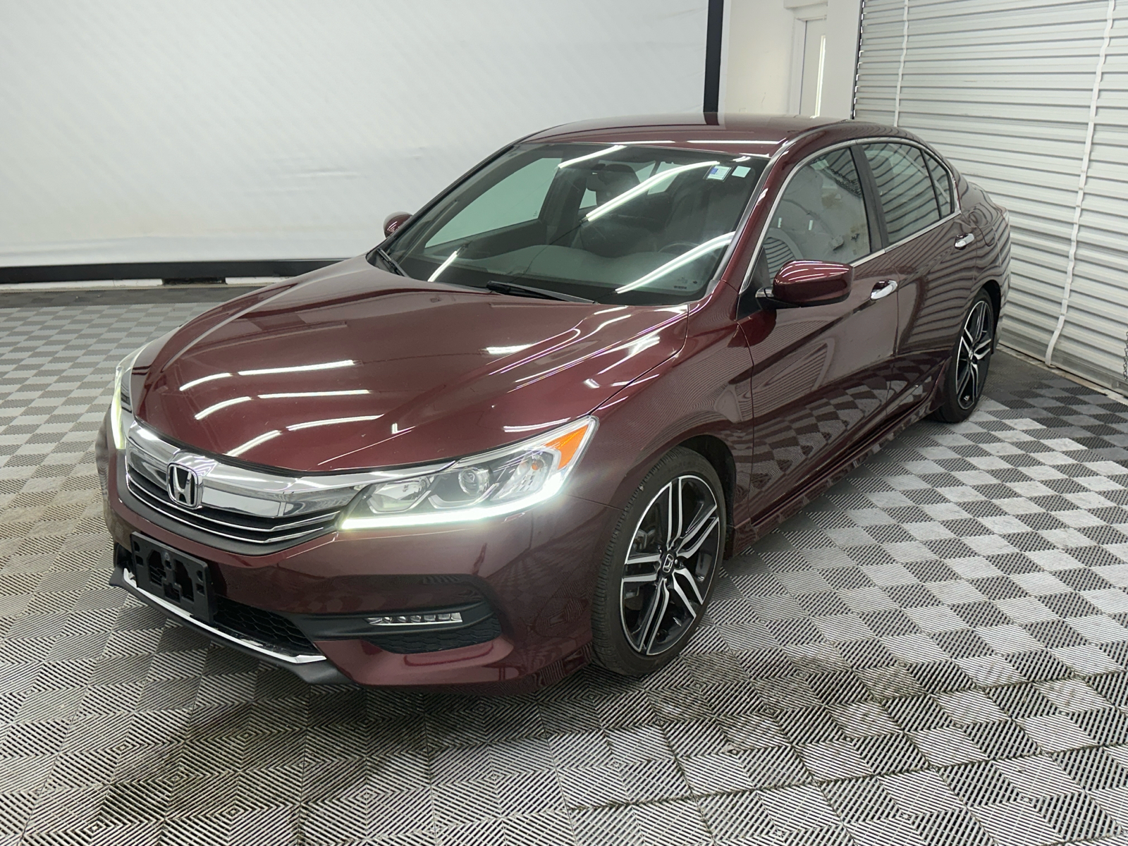 2017 Honda Accord Sport Special Edition 1