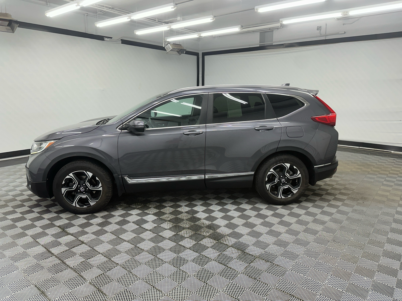 2017 Honda CR-V Touring 2