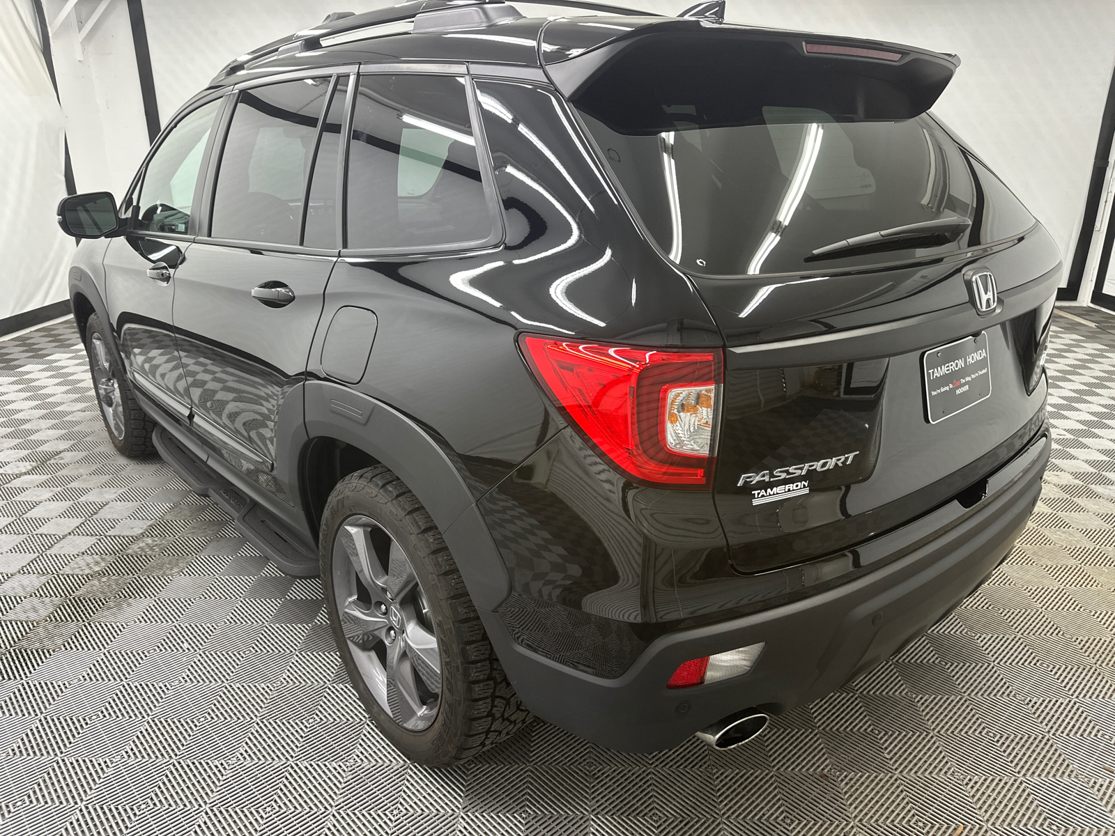 2021 Honda Passport Touring 3