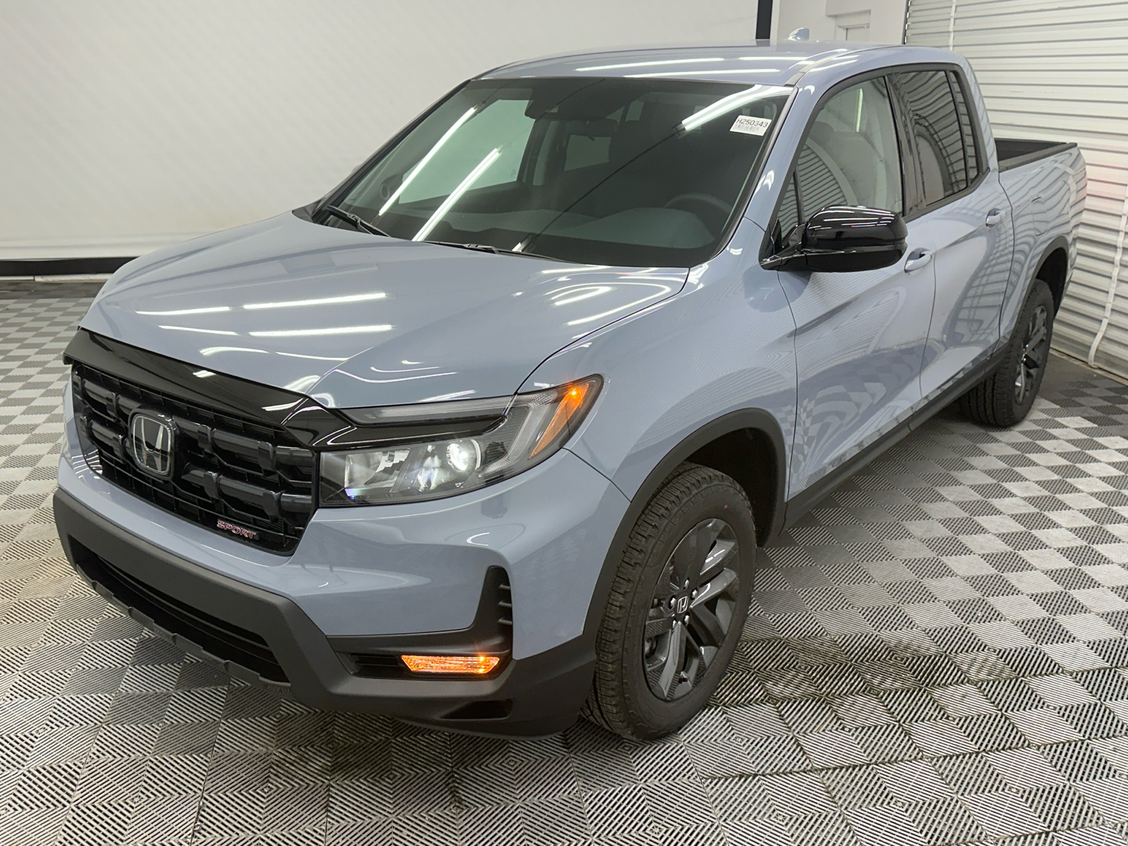 2025 Honda Ridgeline Sport 1