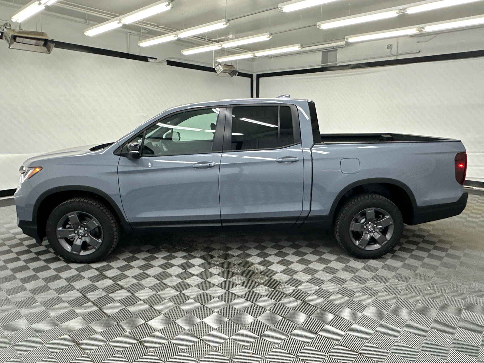 2025 Honda Ridgeline TrailSport 2