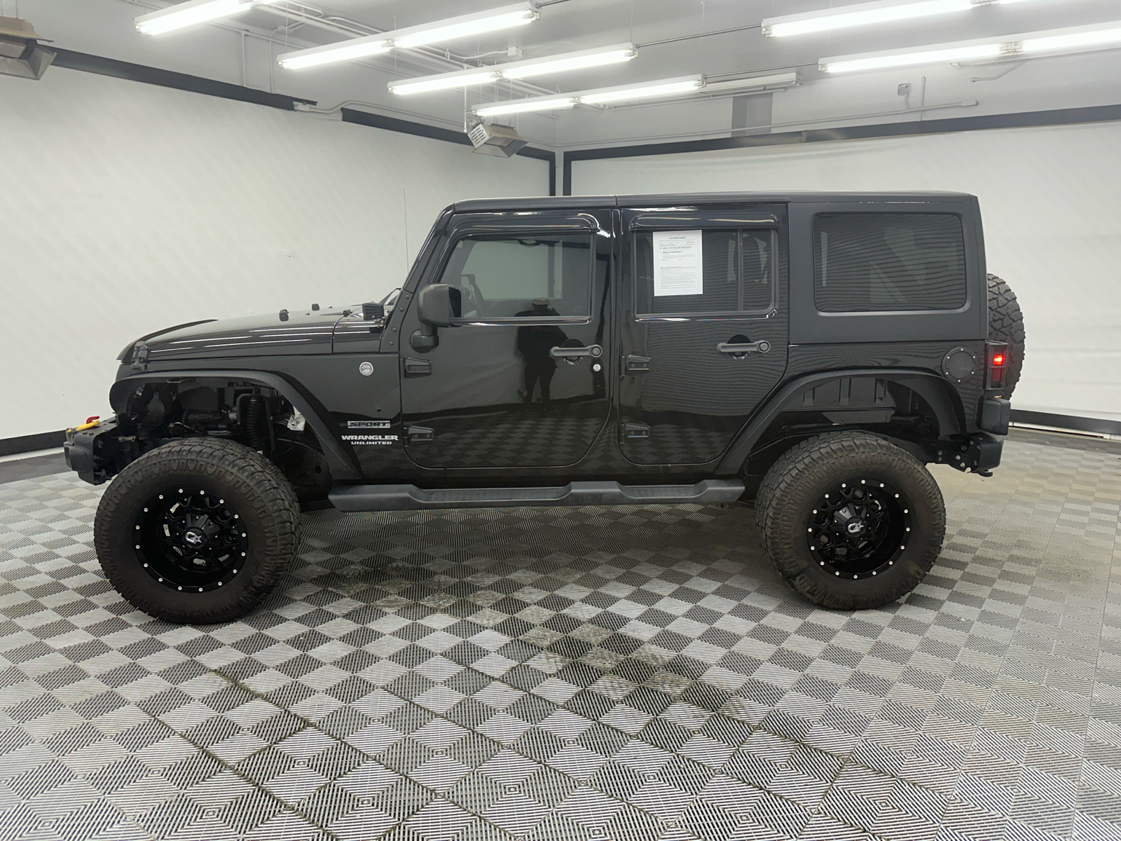 2015 Jeep Wrangler Unlimited Sport 2