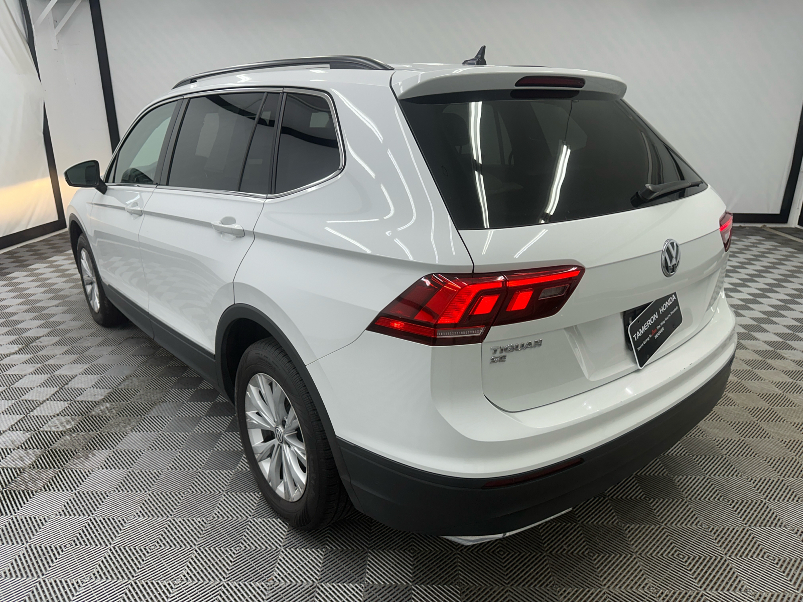 2019 Volkswagen Tiguan 2.0T SE 3