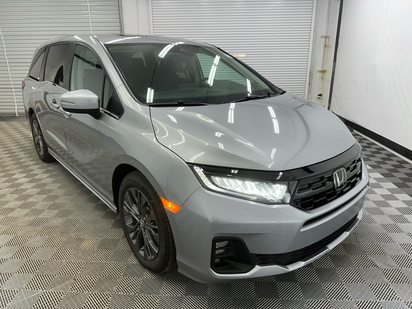 2025 Honda Odyssey Touring 7