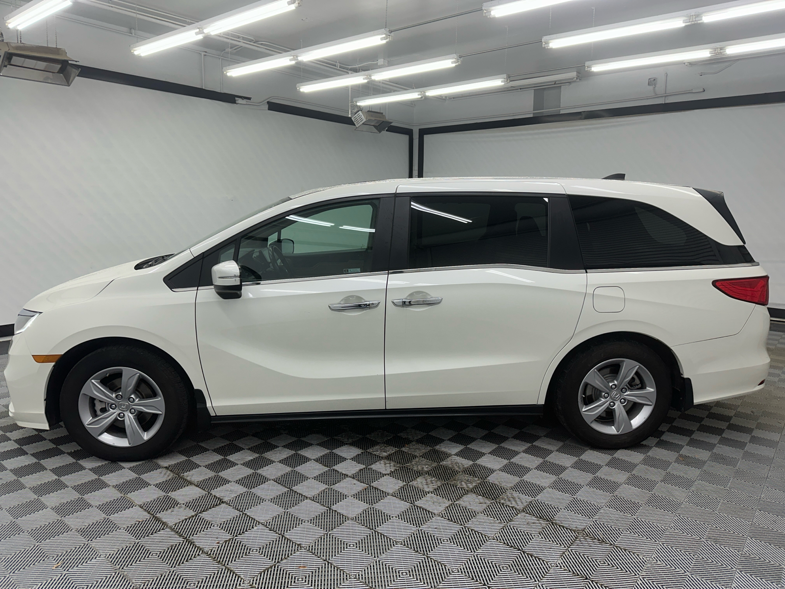 2019 Honda Odyssey EX-L 2