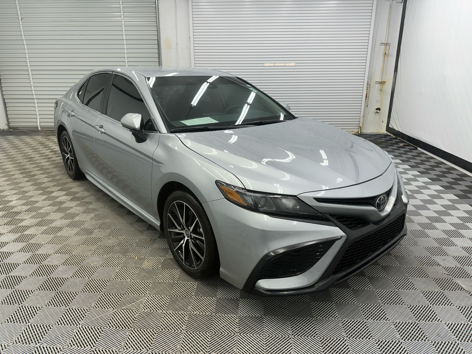 2024 Toyota Camry SE 7