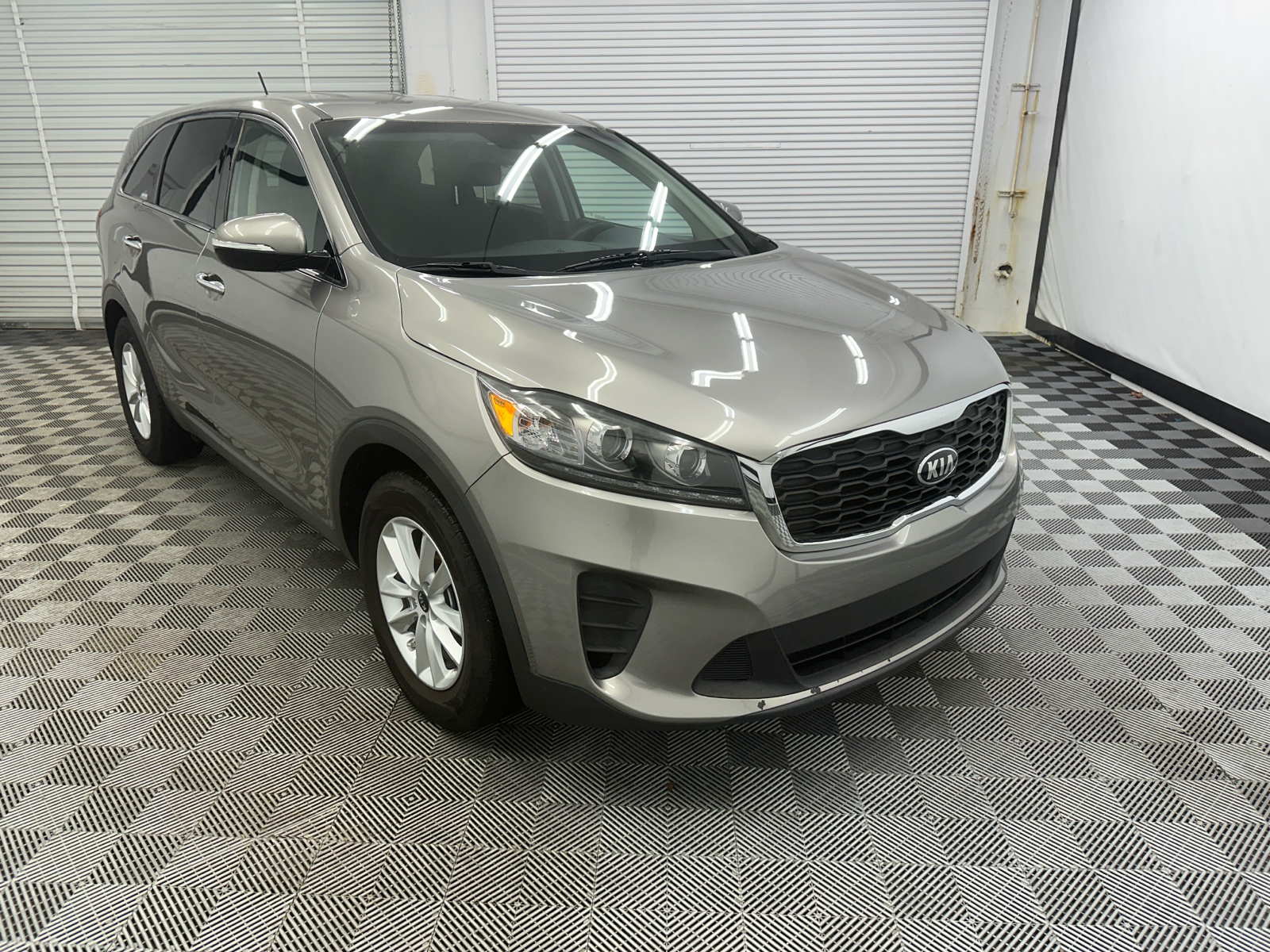 2019 Kia Sorento LX 7