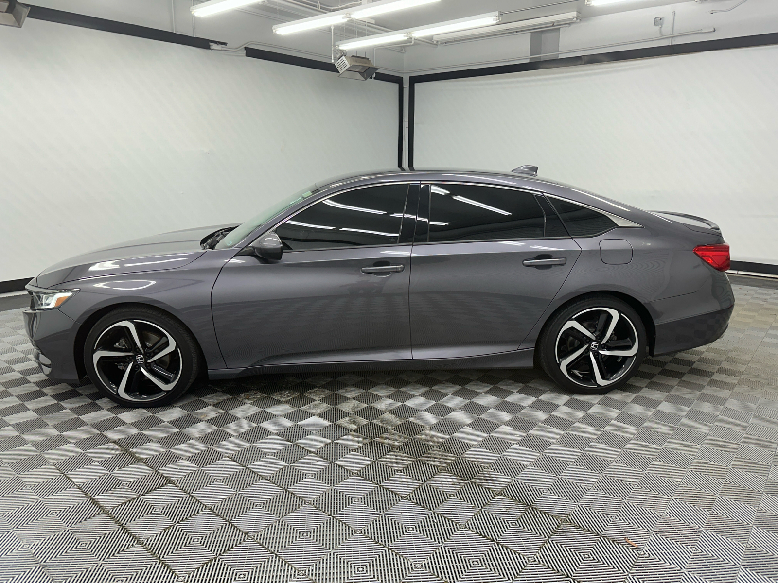 2019 Honda Accord Sport 2