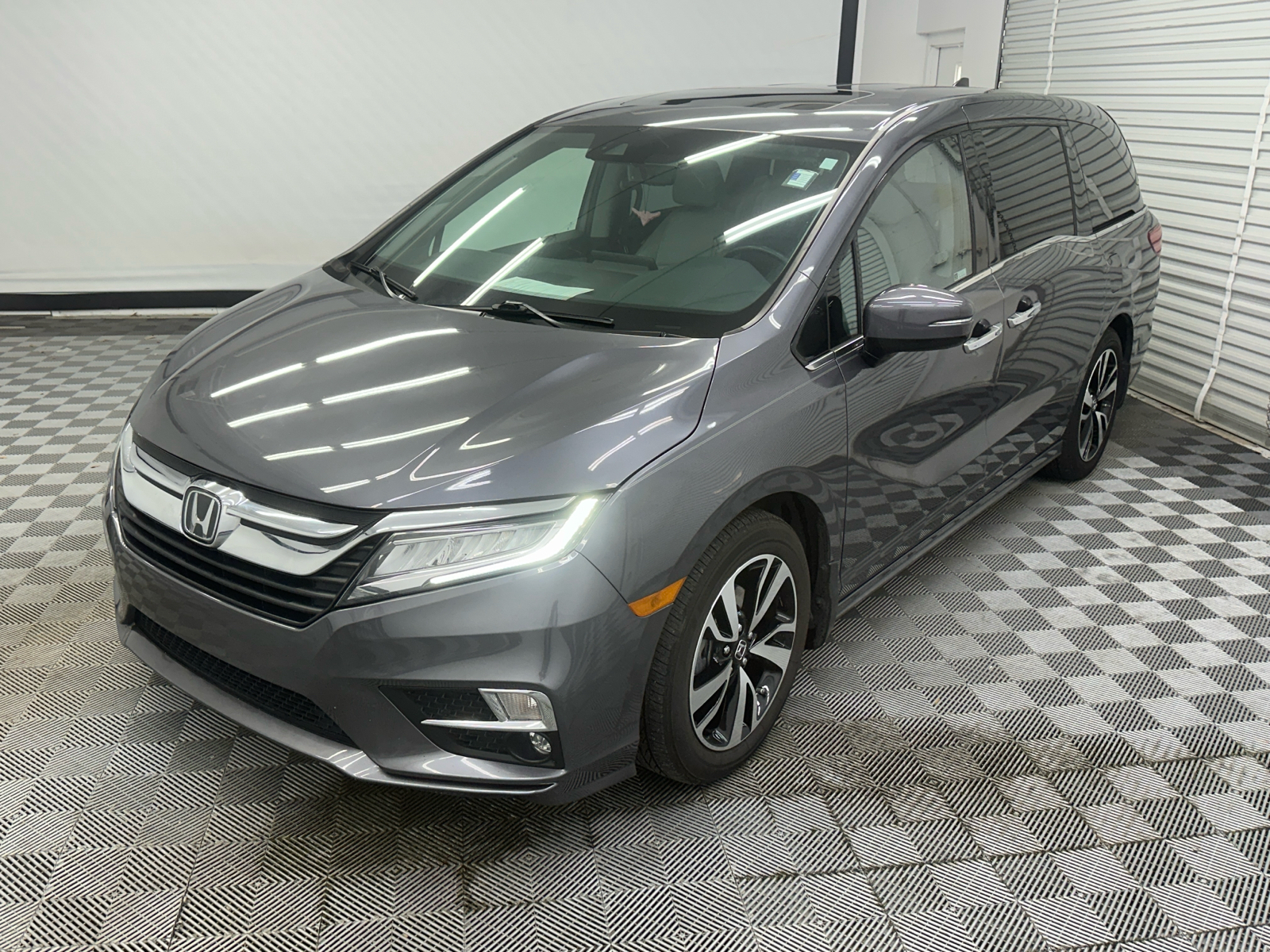 2019 Honda Odyssey Elite 1