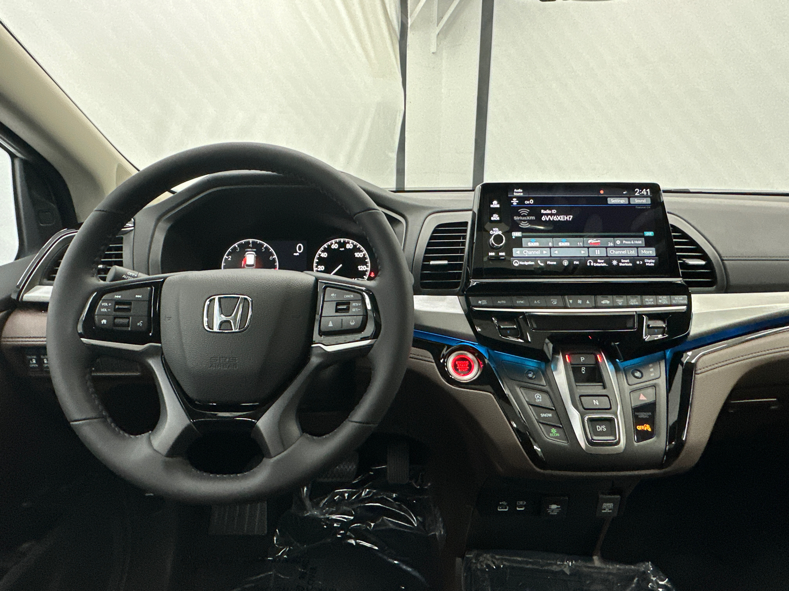 2025 Honda Odyssey Touring 28