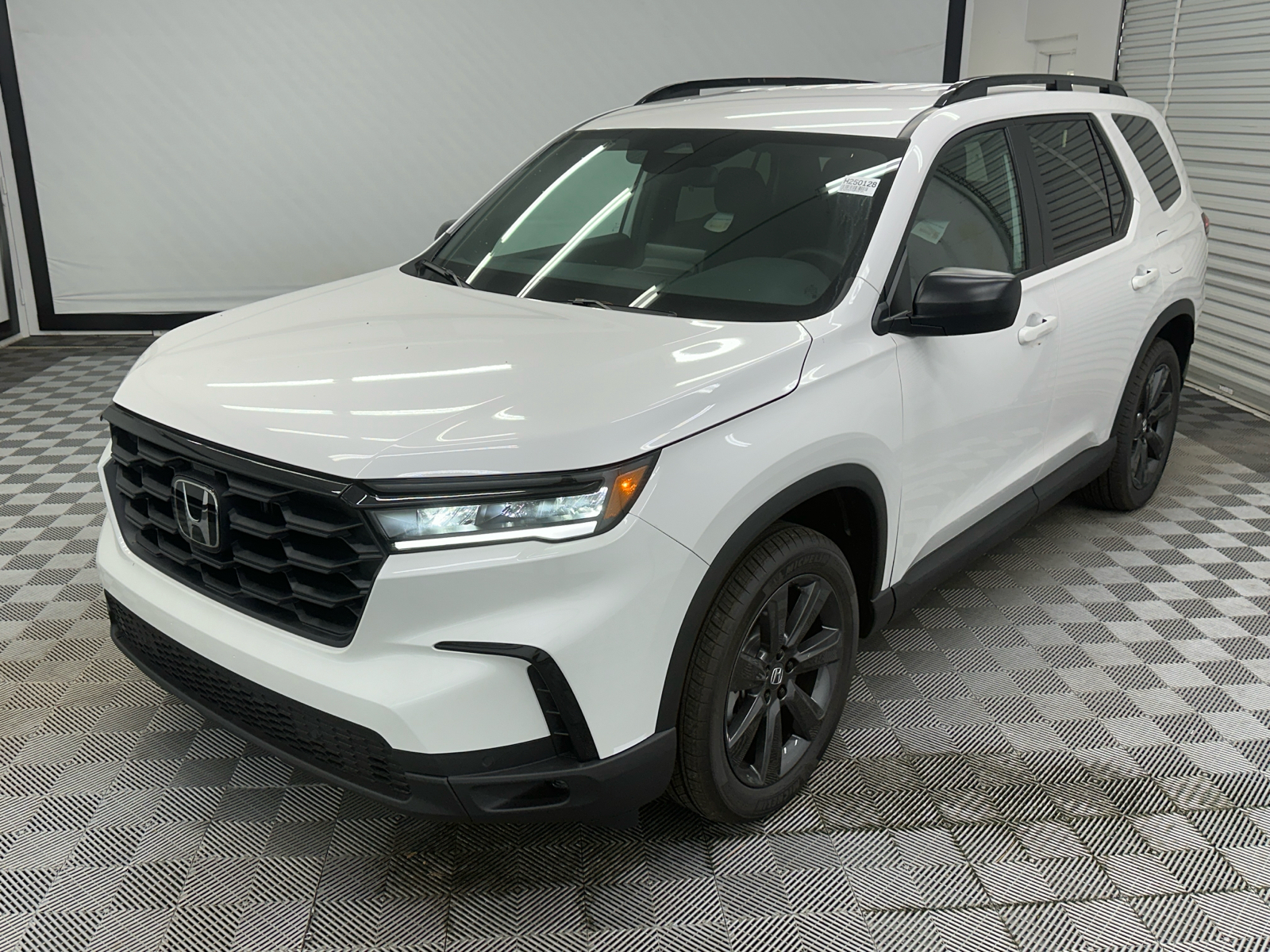 2025 Honda Pilot Sport 1