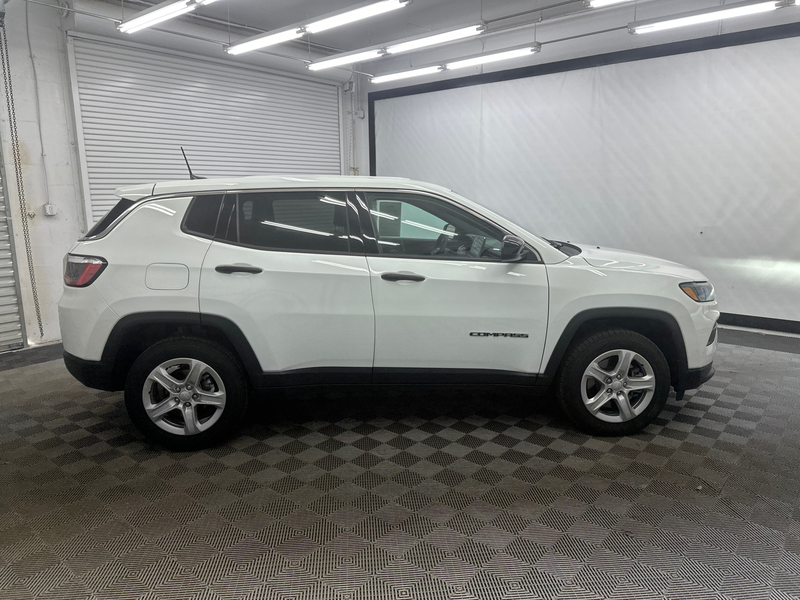 2023 Jeep Compass Sport 6