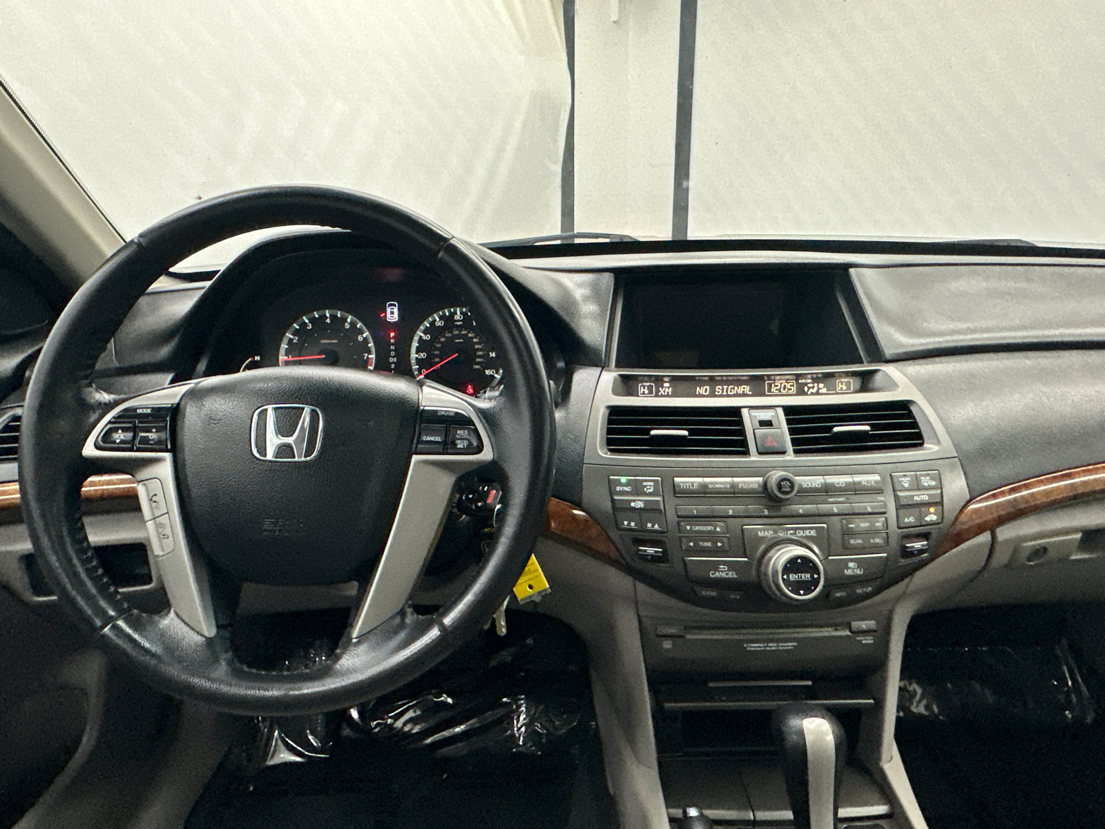 2011 Honda Accord EX-L 26