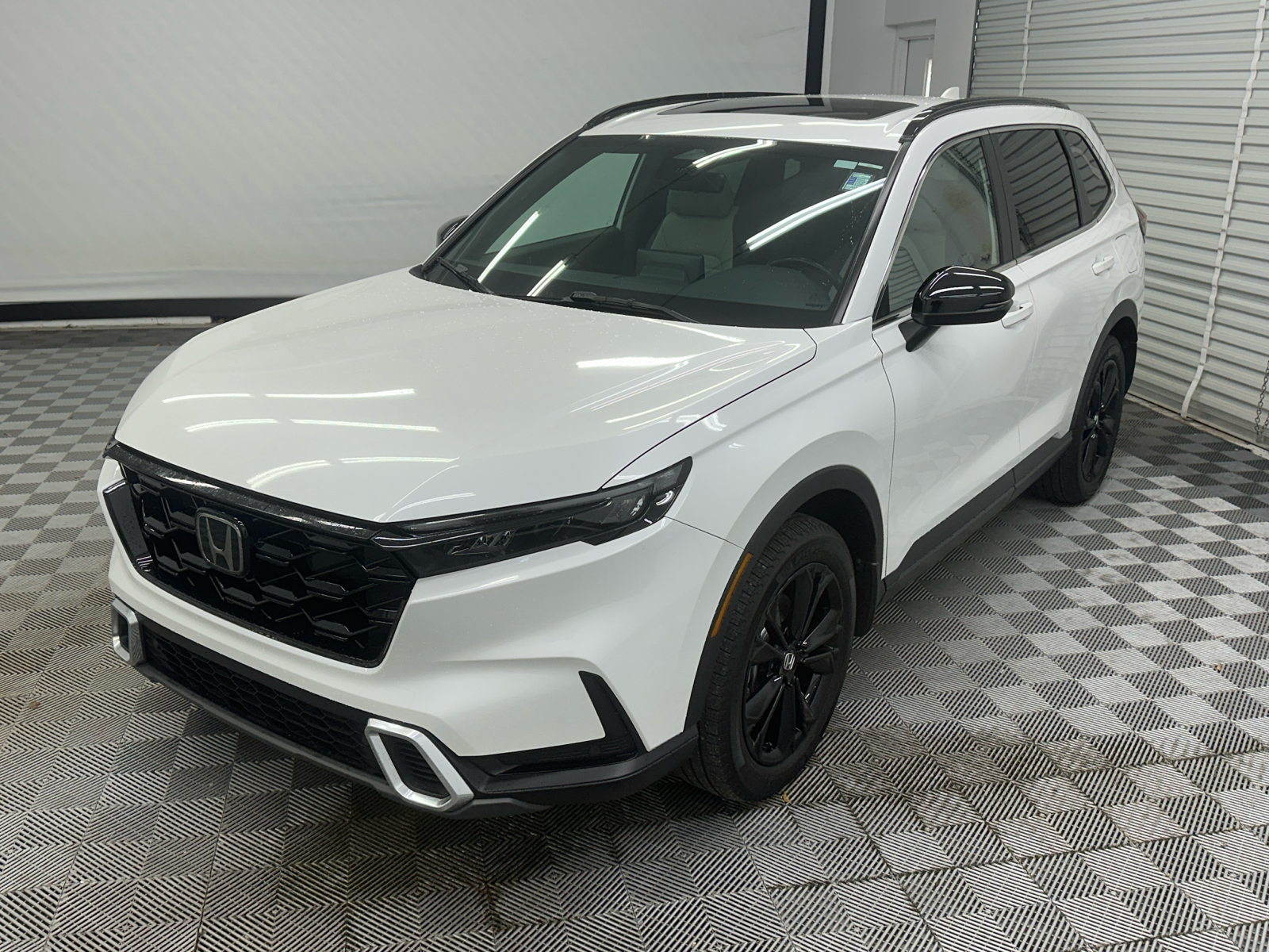 2023 Honda CR-V Hybrid Sport Touring 1