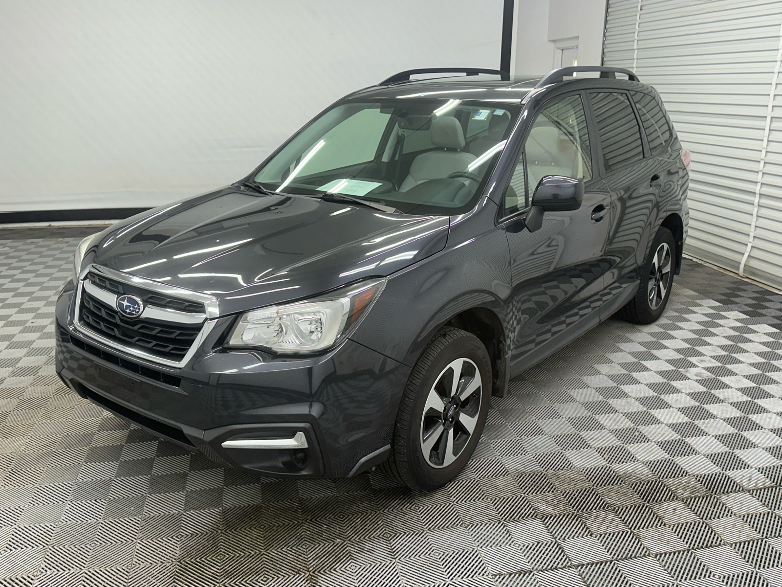 2017 Subaru Forester 2.5i Premium 1