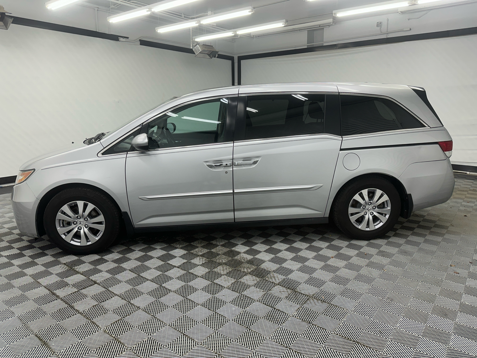 2015 Honda Odyssey EX-L 2