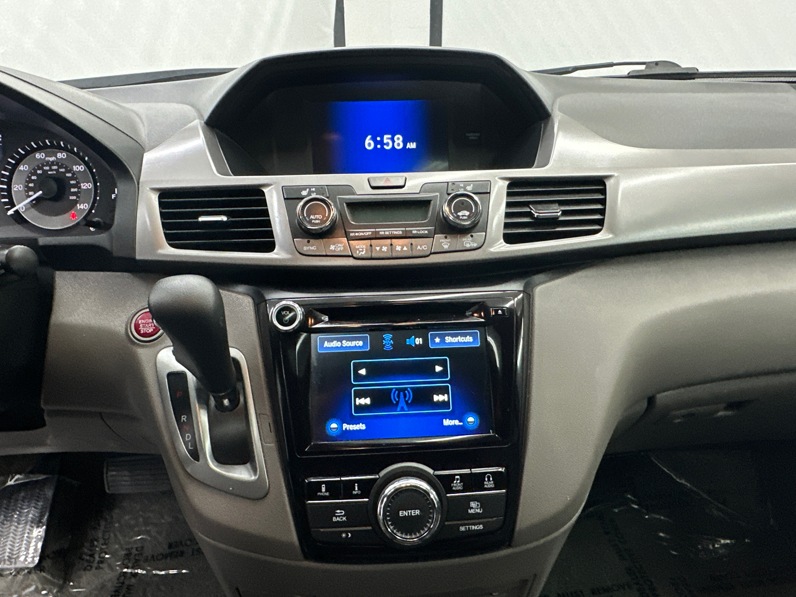 2015 Honda Odyssey EX-L 34