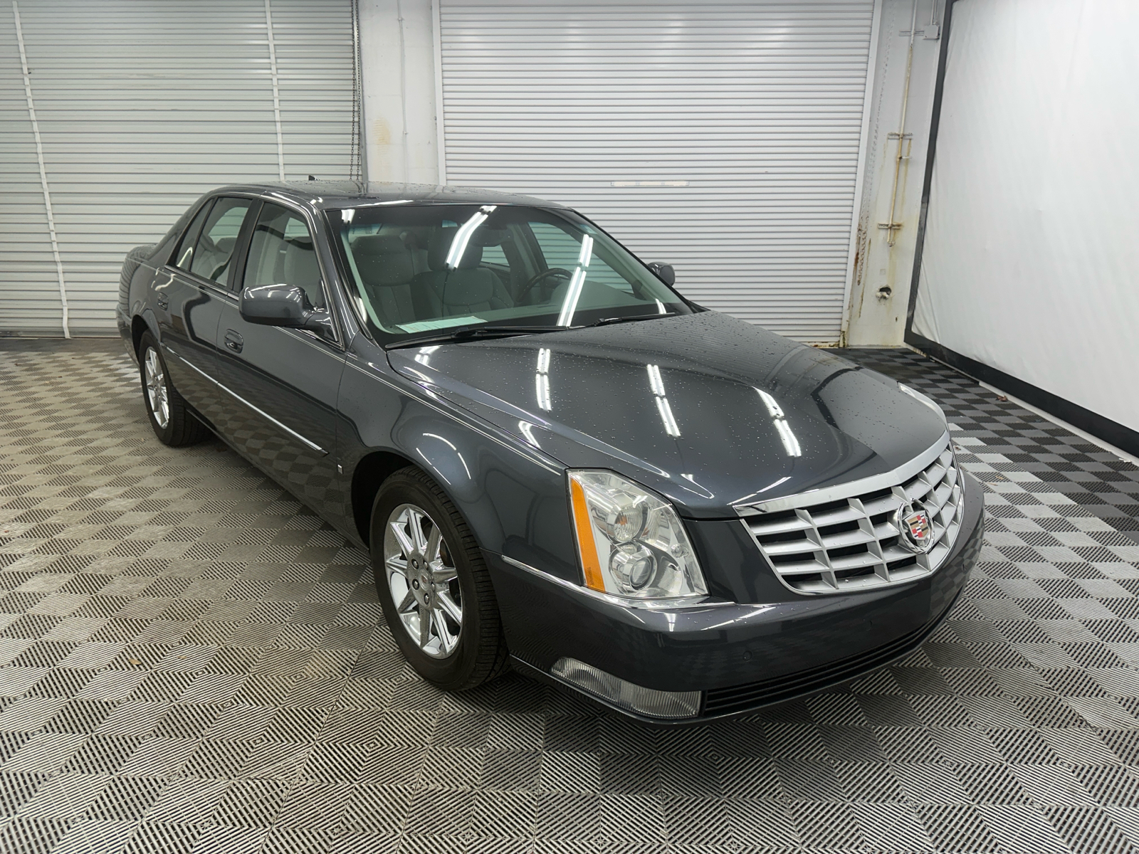 2010 Cadillac DTS Luxury 7