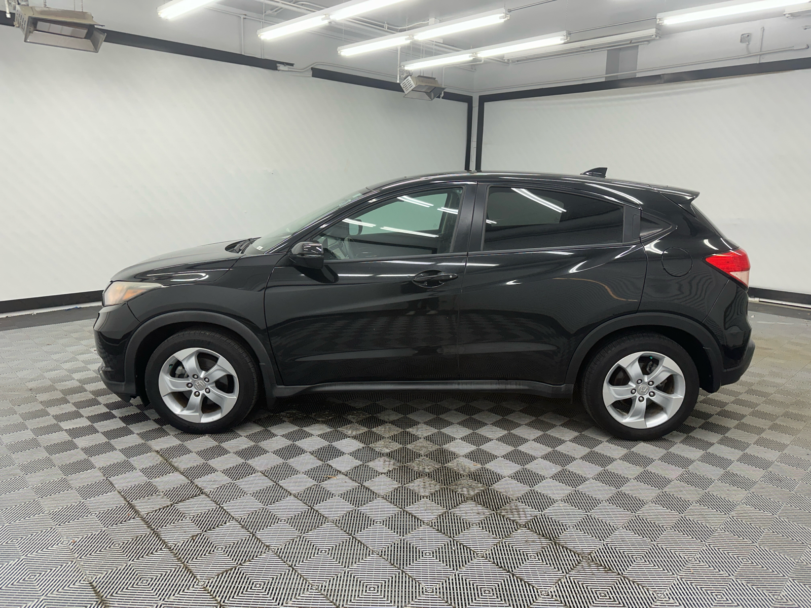 2016 Honda HR-V EX 2