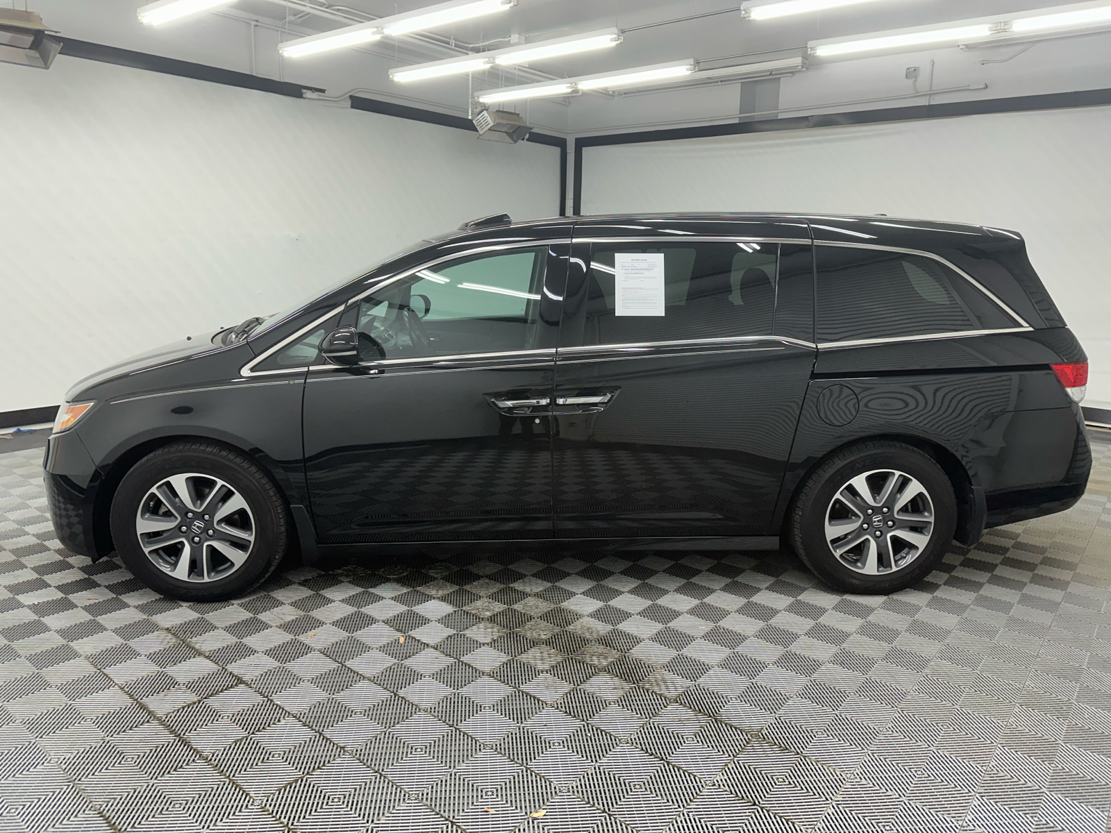 2016 Honda Odyssey Touring 2