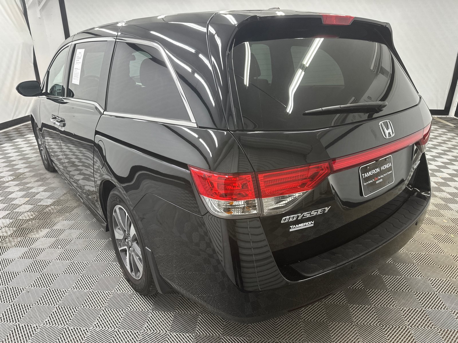 2016 Honda Odyssey Touring 3