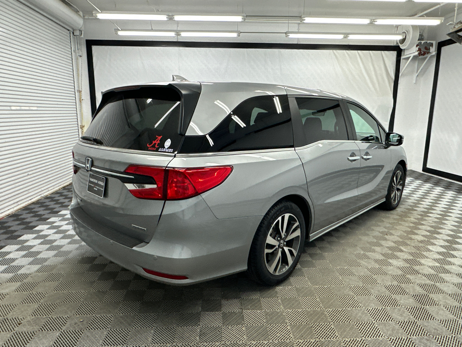 2023 Honda Odyssey Touring 5