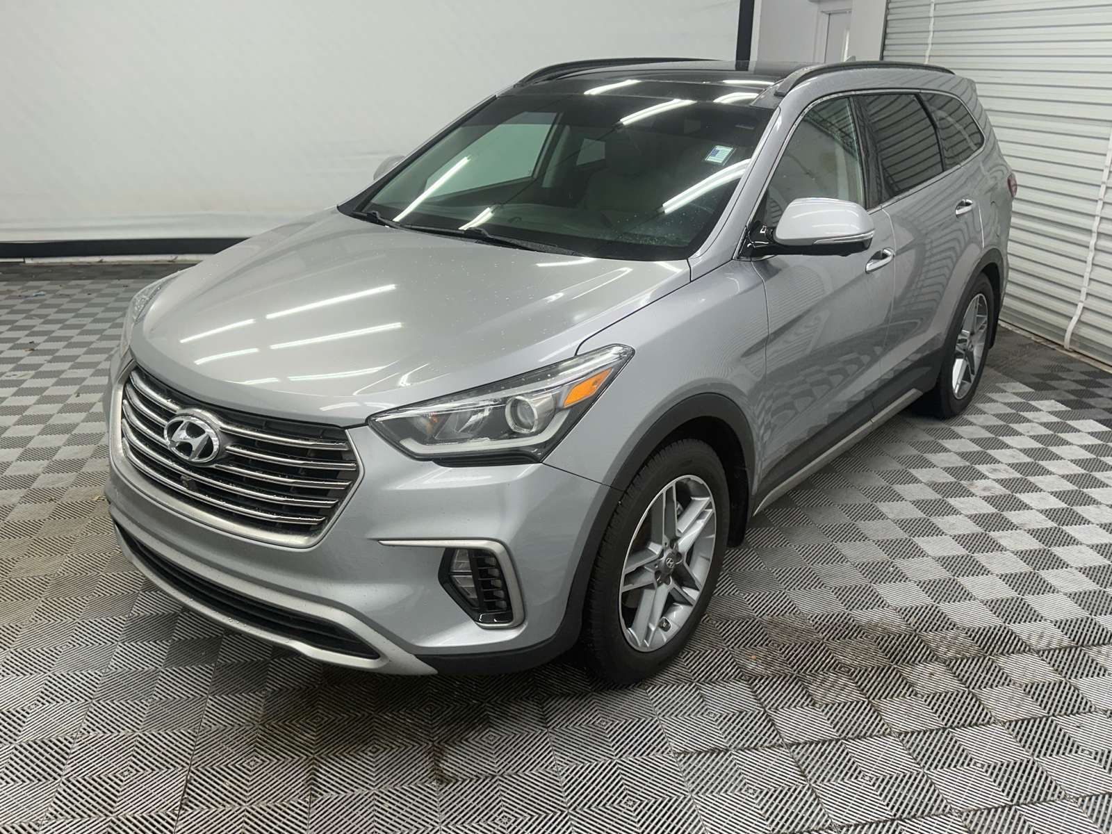 2018 Hyundai Santa Fe Limited Ultimate 1