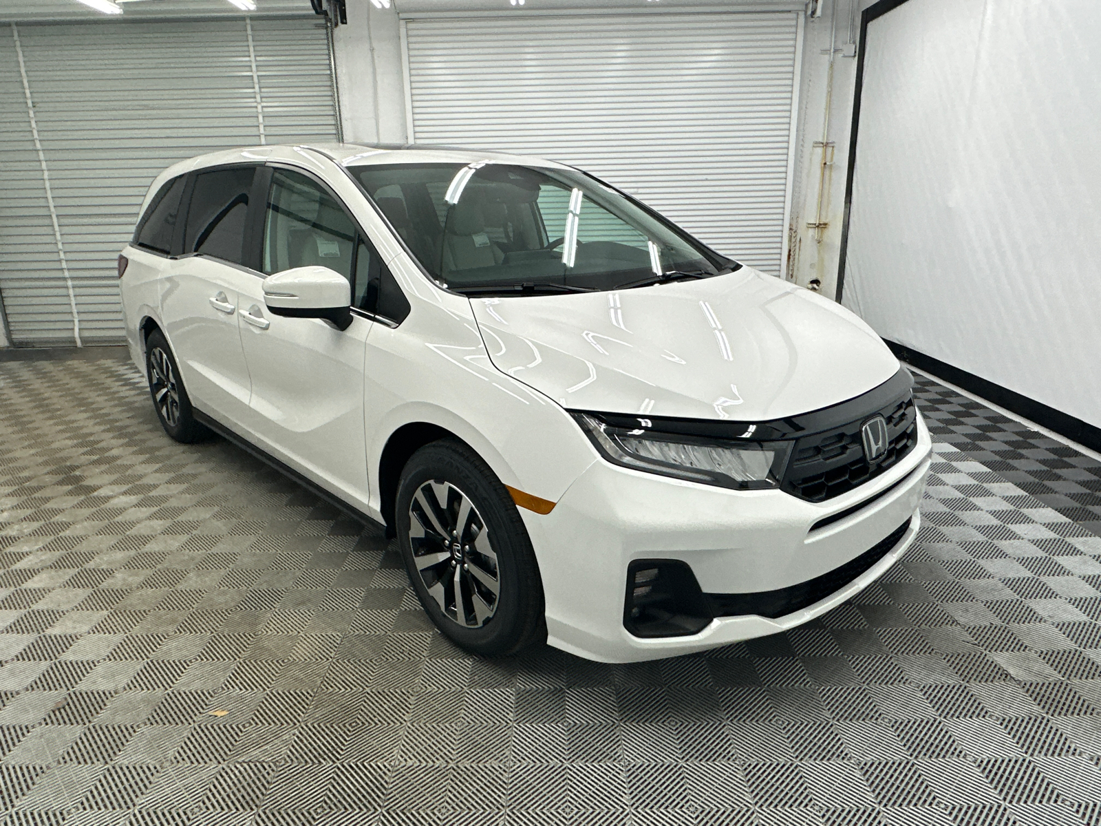 2025 Honda Odyssey EX-L 7