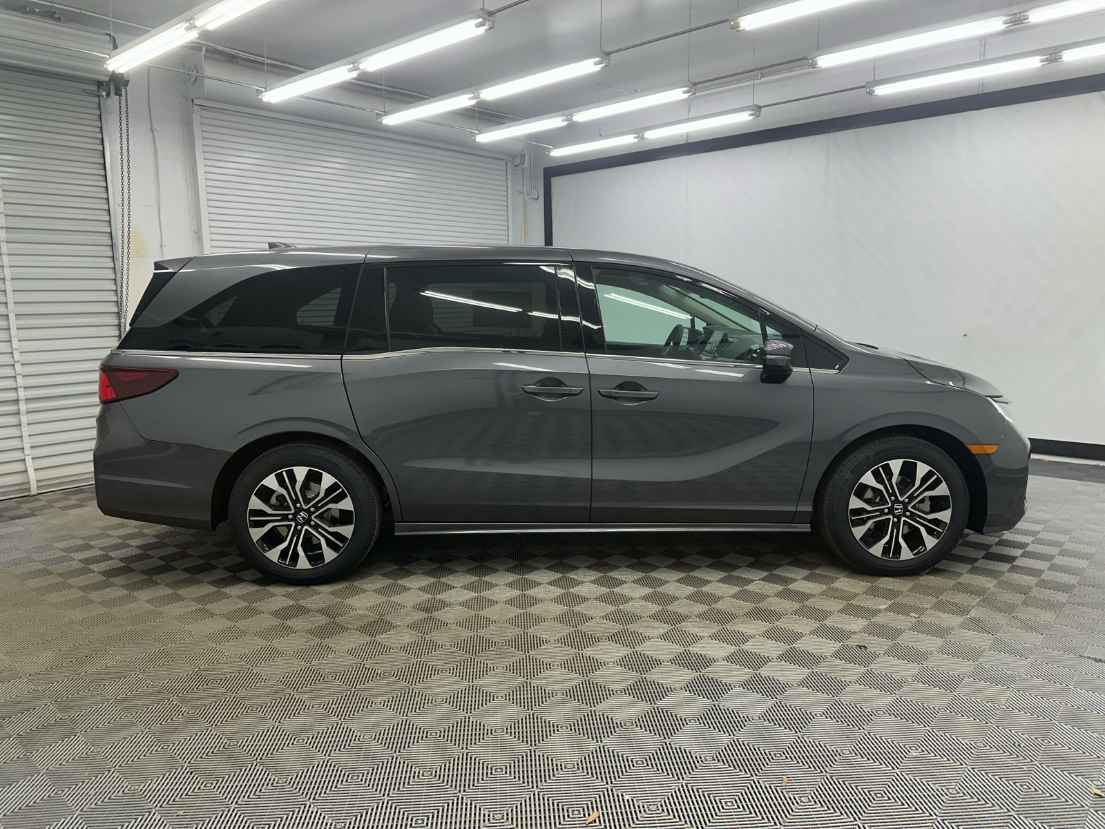 2025 Honda Odyssey Elite 6