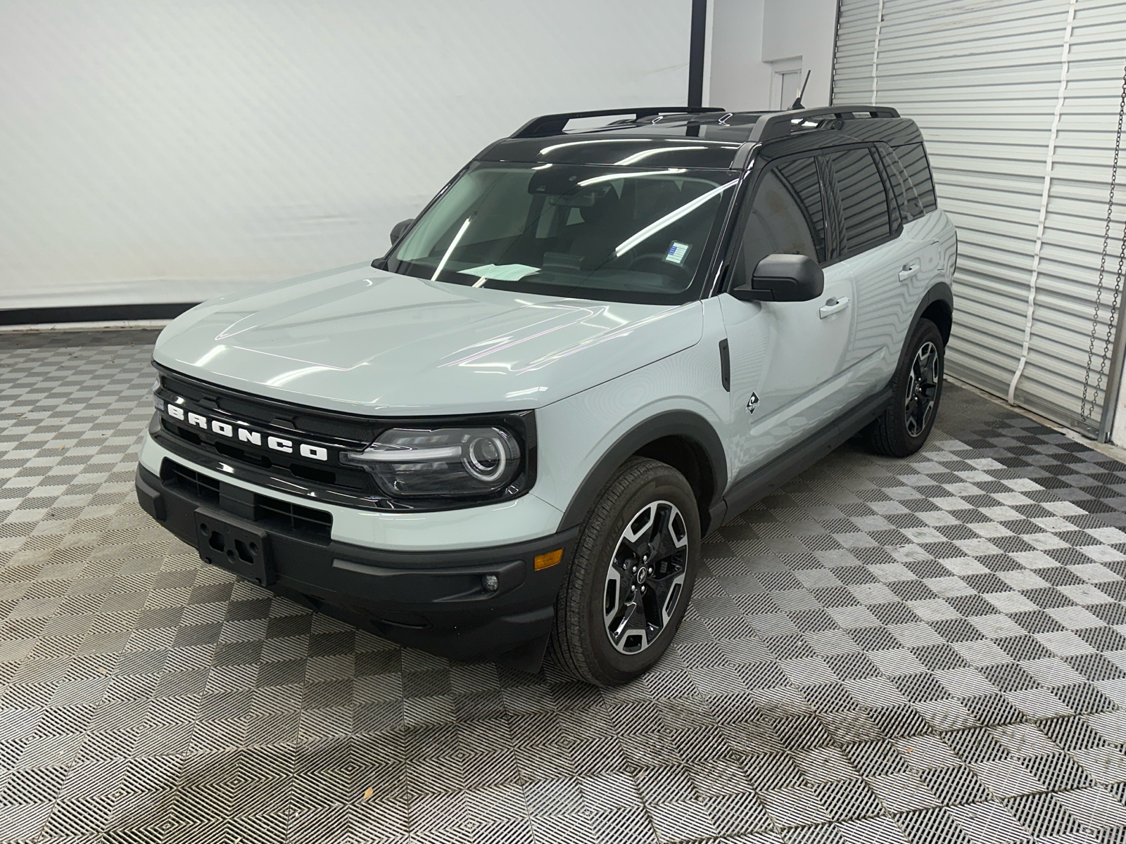 2021 Ford Bronco Sport Outer Banks 1