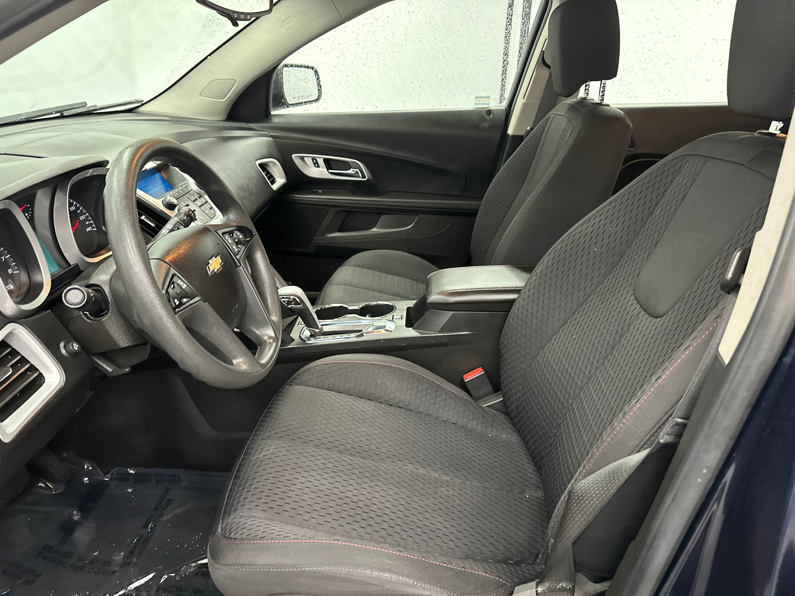 2015 Chevrolet Equinox LS 9