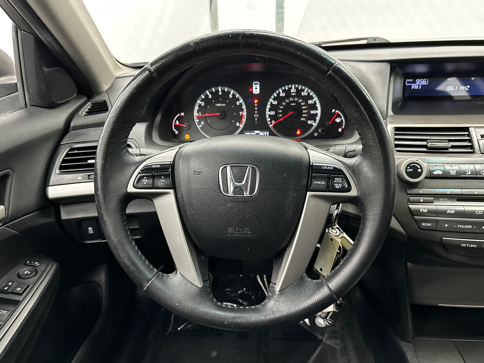 2012 Honda Accord SE 24
