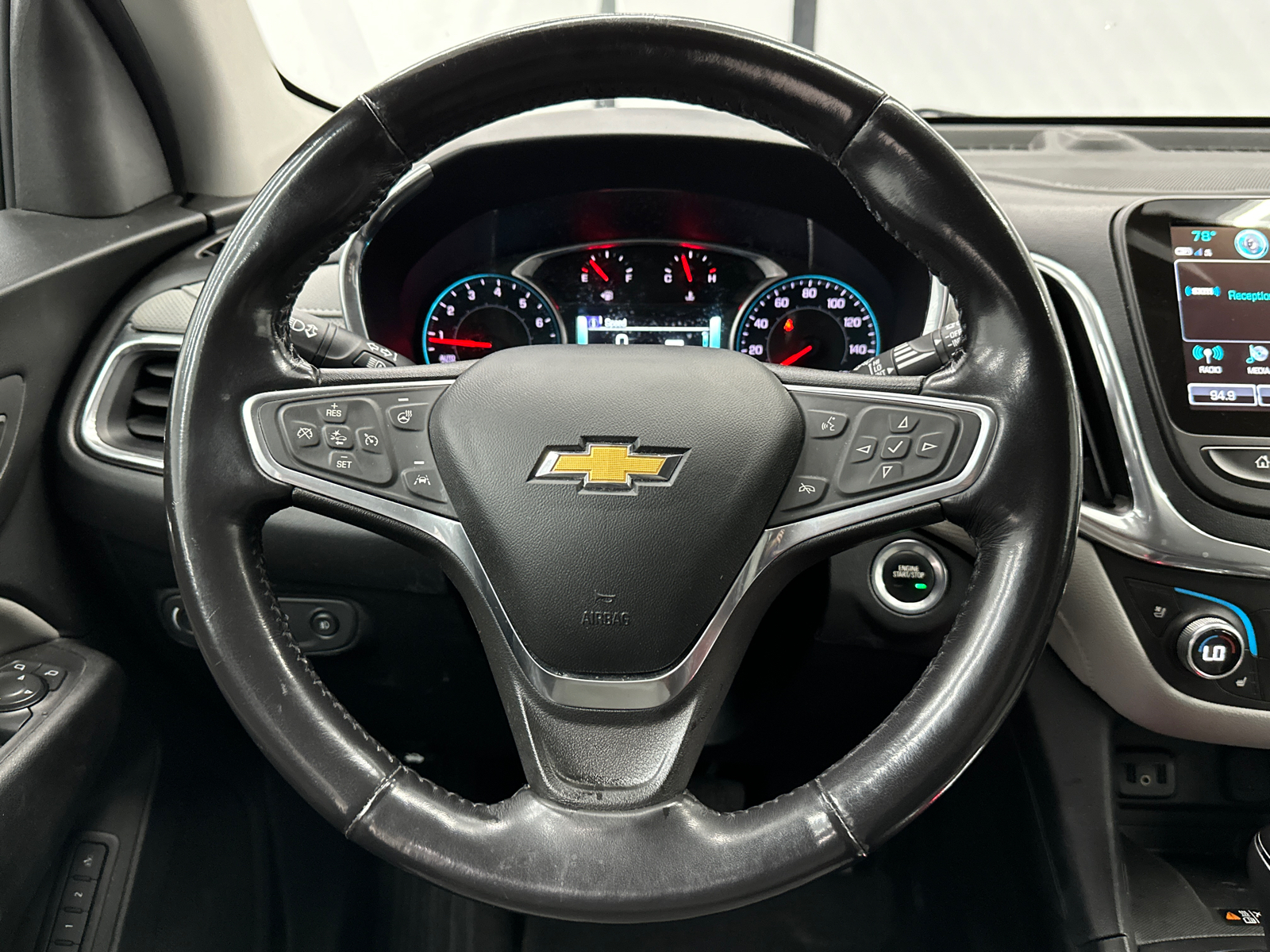 2018 Chevrolet Equinox Premier 25