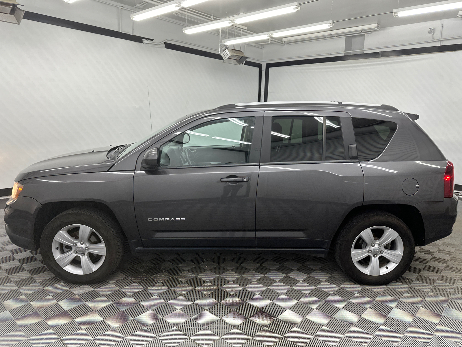 2017 Jeep Compass Latitude 2