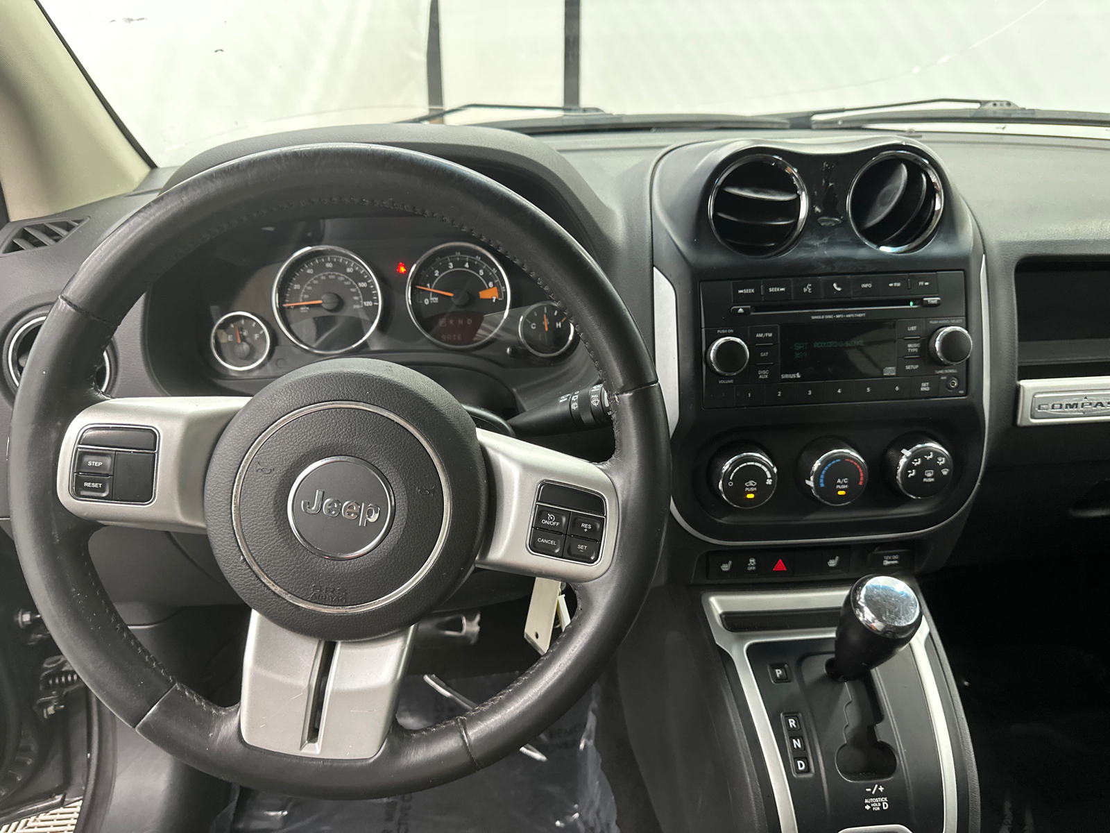 2017 Jeep Compass Latitude 21