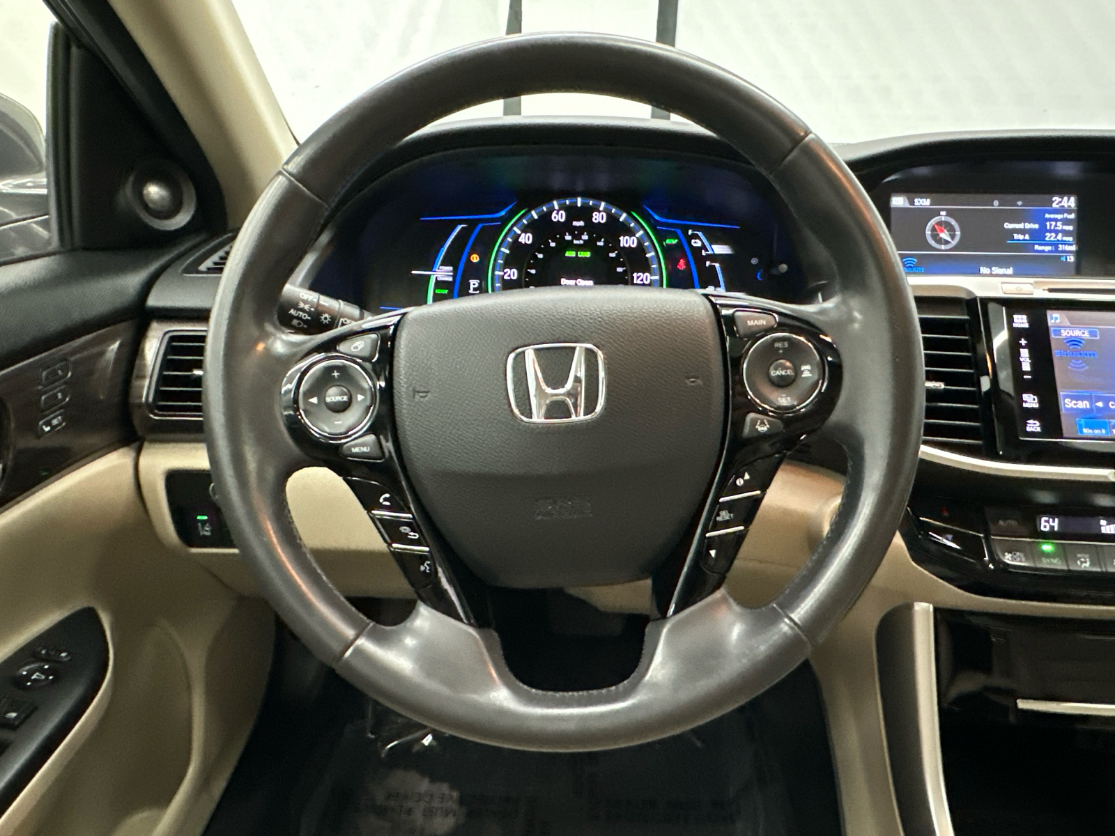 2017 Honda Accord Hybrid EX-L 26